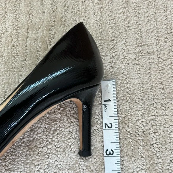 Kate Spade Black Patent Leather Pumps with Gold Bow Size 6.5 - Picture 13 of 13